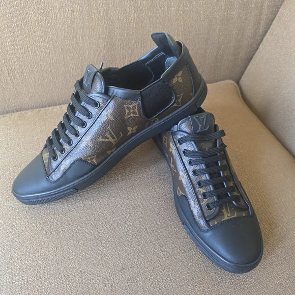 Louis Vuitton Men's Black and Brown Monogram Sneakers Size 7.5/US 8.5